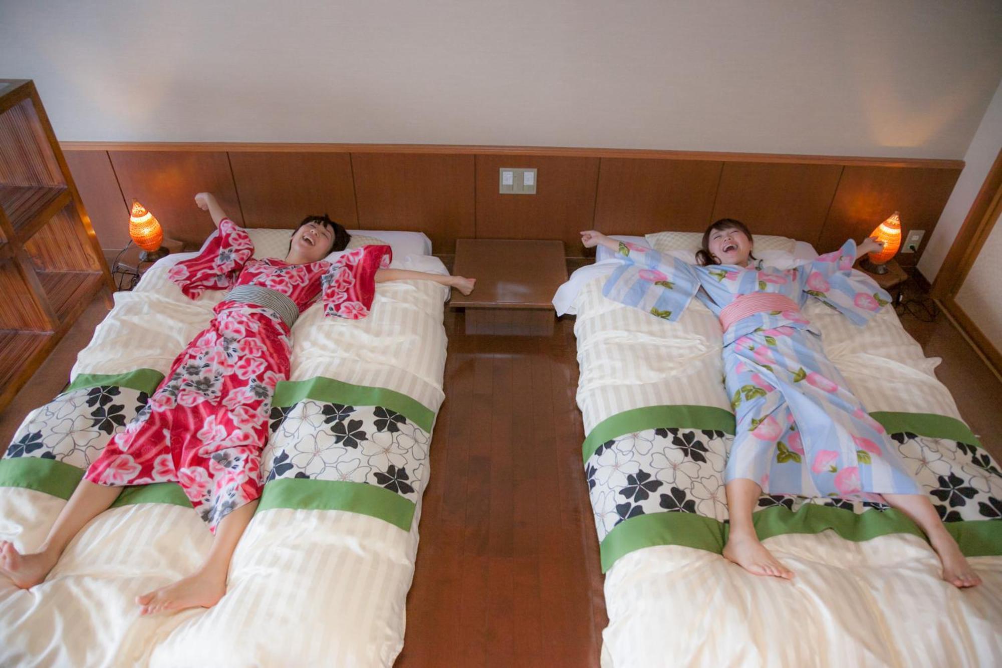 Yuzawa Grand Hotel Экстерьер фото